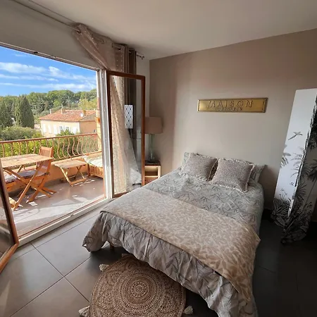 Superbe 34m2 Avec Terrasse Apercu Appartement Sanary-sur-Mer